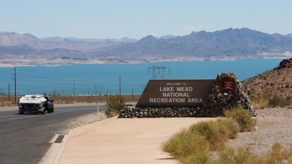 NPS说，高水平的“粪便细菌”关闭了著名的米德湖旅游景点
